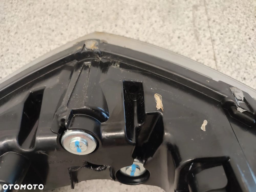 Lampa przód, przednia, reflektor Aprilia Tuona 125 RS125 RS 125 - 30