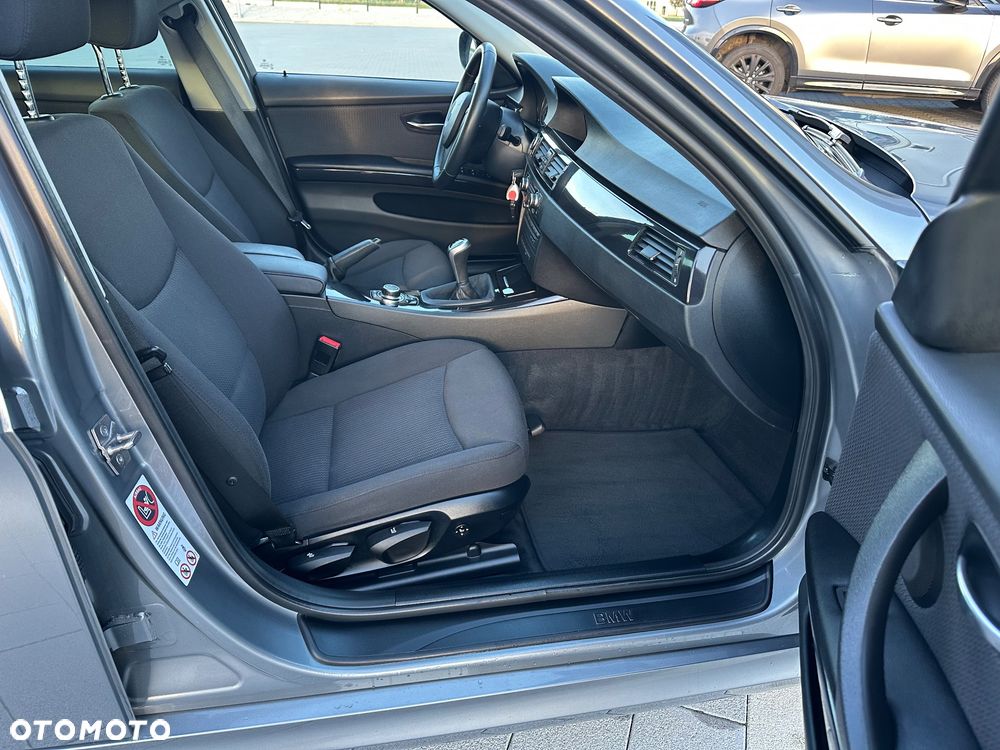 BMW Seria 3 - 15