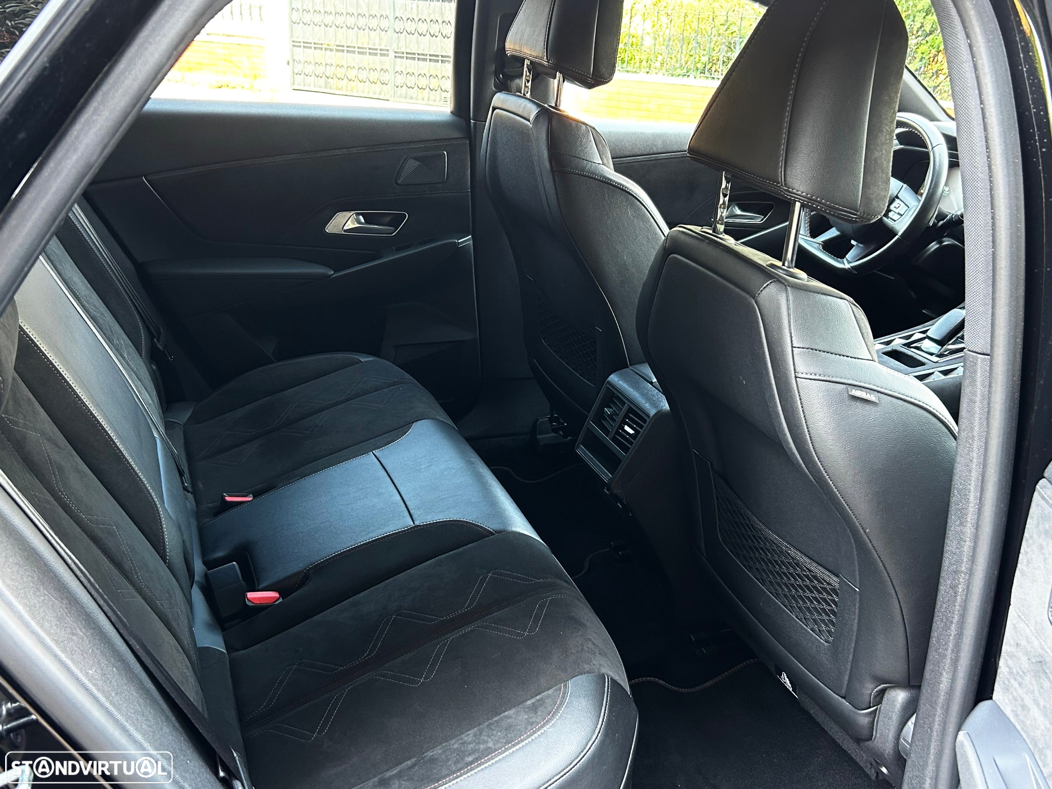 DS DS7 Crossback E-Tense Performance Line EAT8 - 18
