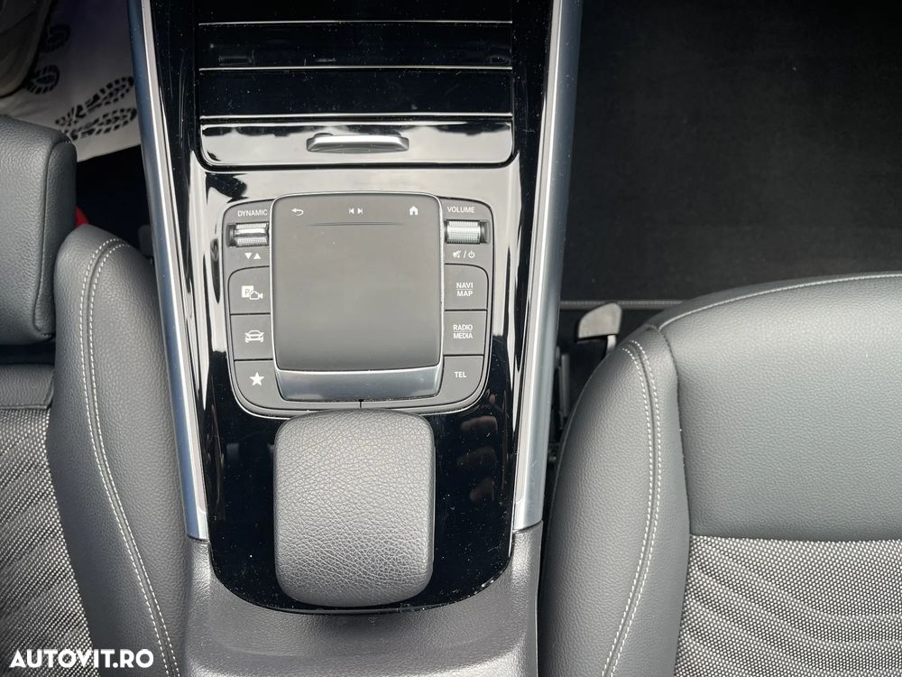 Mercedes-Benz GLA 250 e 8G-DCT Progressive - 13