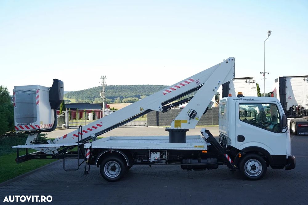 Nissan CABSTAR / ELEVATOR DE 20 DE METRI / GSR E200TE4 / DUBLU / CAPACITATE DE RIDICARE - 200 kg / 4 STABILIZATOARE / - 12