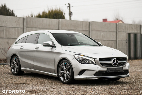 Mercedes-Benz CLA Shooting Brake 180 7G-DCT