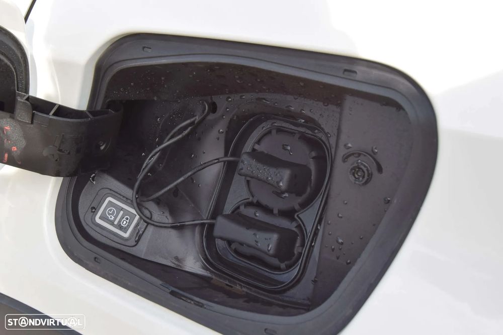Jeep Avenger 54 kWh Summit - 39