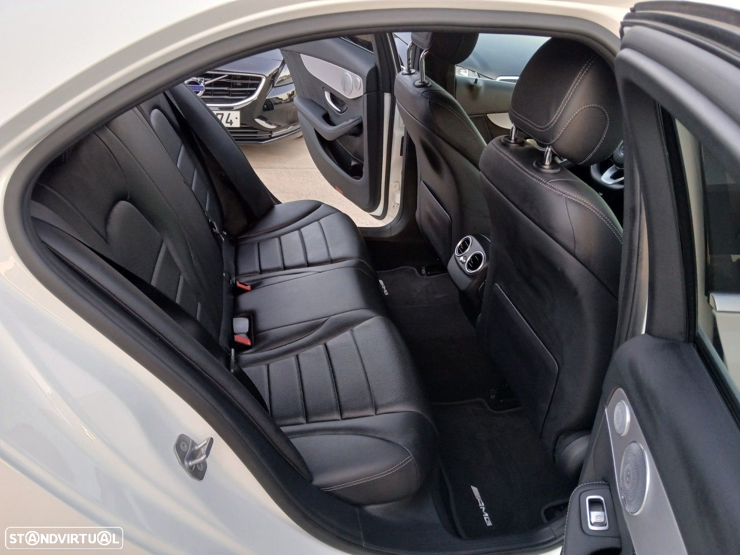 Mercedes-Benz C 300 de AMG Line - 12