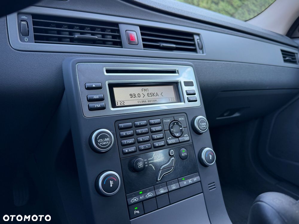 Volvo V70 2.0D Summum - 23