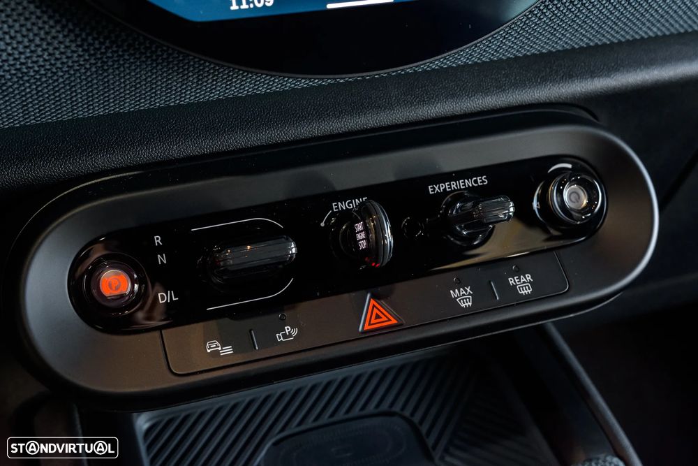 MINI Countryman D Favoured M Plus - 11