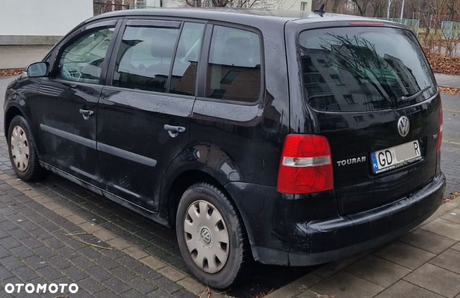 Volkswagen Touran - 6