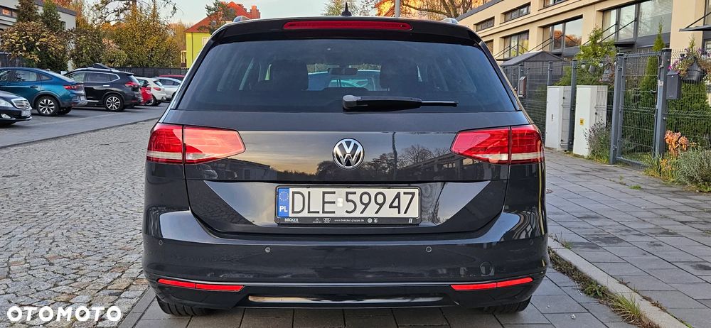 Volkswagen Passat Variant 2.0 TDI SCR BlueMotion Comfortline - 40