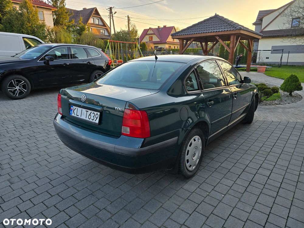 Volkswagen Passat 1.9 TDI Trendline - 7