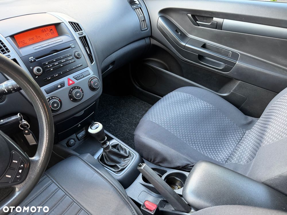 Kia Ceed 1.6 Crdi Optimum - 11