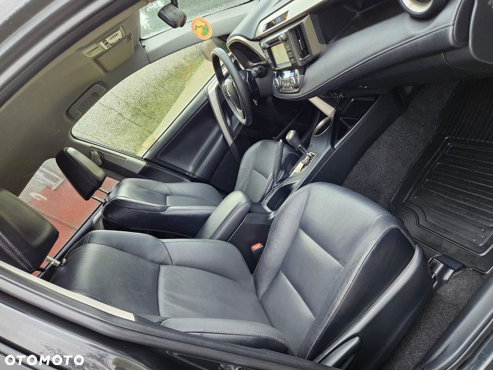 Toyota RAV4 2.0 Prestige MS EU6 - 30