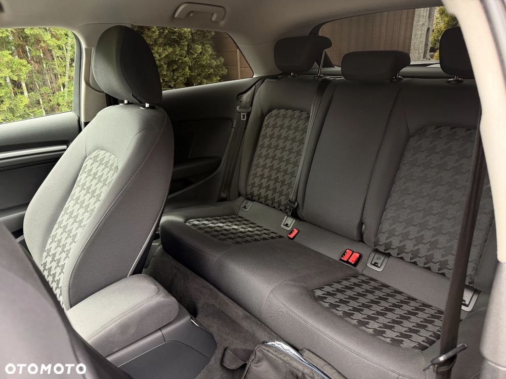 Audi A3 3-drzwiowe 1.4 TFSI Attraction - 10