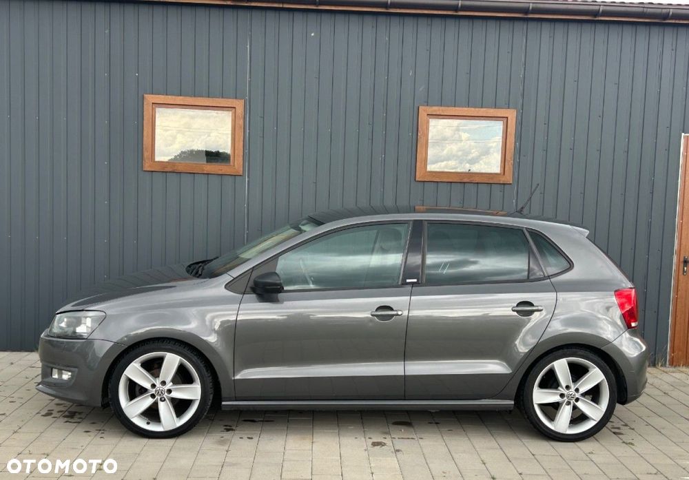 Volkswagen Polo - 1