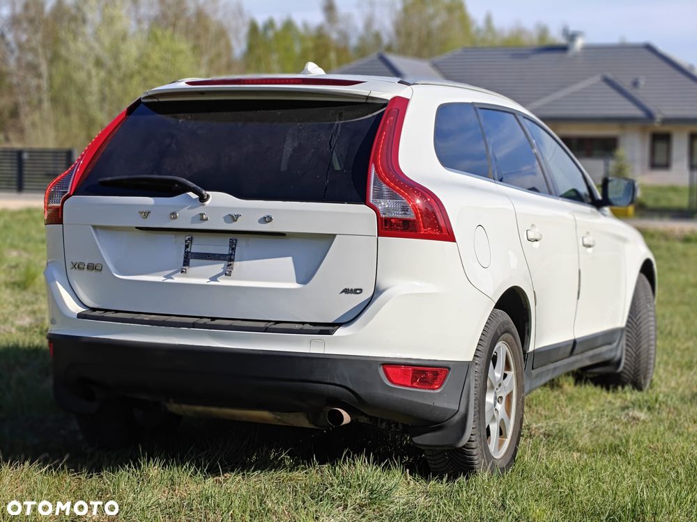 Volvo XC 60 3.2 AWD Momentum - 5