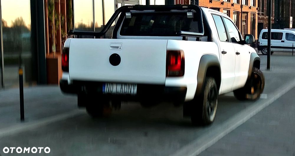 Volkswagen Amarok DC 2.0 BiTDI 4Mot Highline - 11