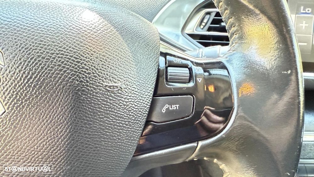 Peugeot 308 SW 1.6 BlueHDi Active - 25