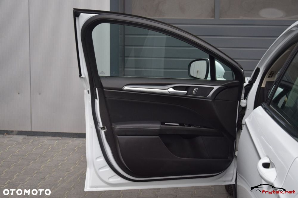 Ford Mondeo - 17