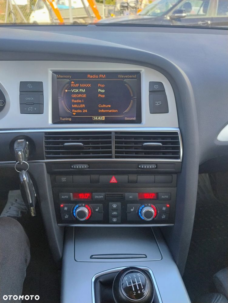 Audi A6 Avant 2.0 TDI DPF - 13