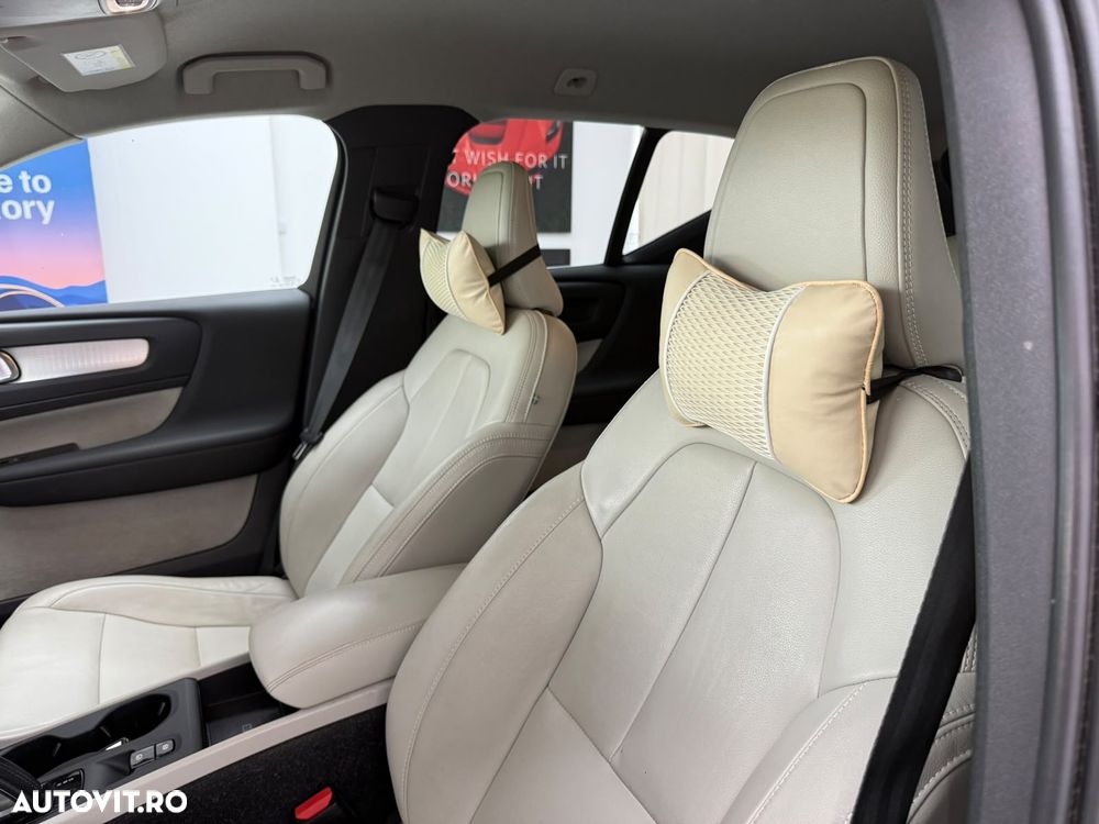 Volvo XC 40 - 24