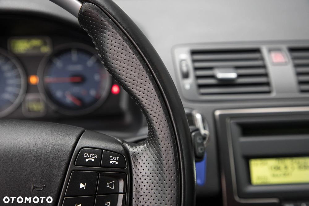 Volvo C30 2.0D R-Design - 24