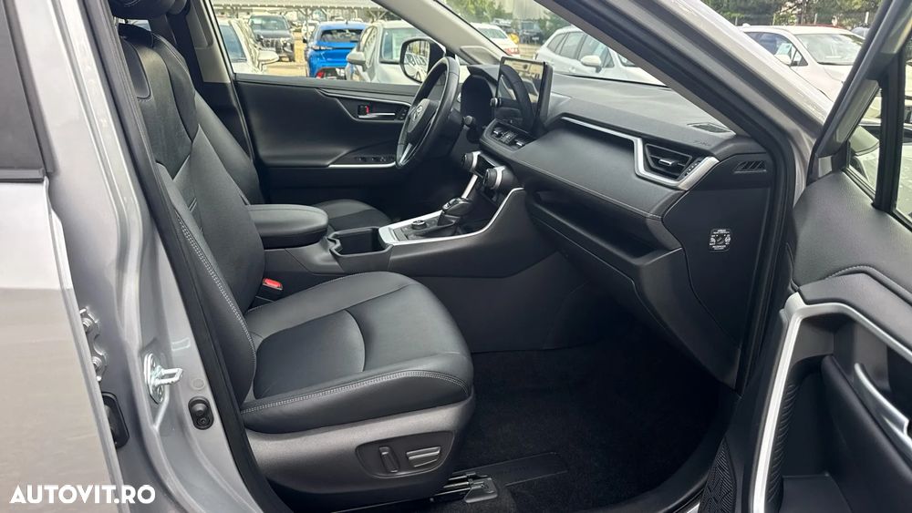 Toyota RAV4 2.5 VVT-iE 4x4 Luxury - 22