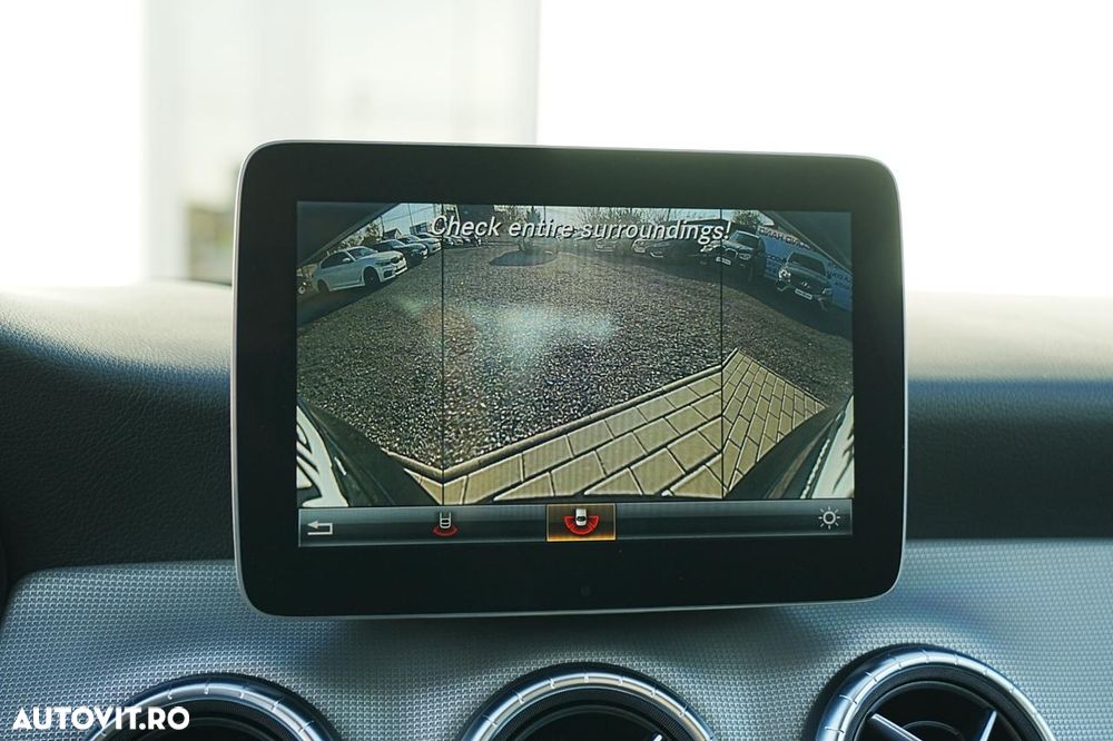 Mercedes-Benz CLA 200 d 7G-DCT Urban - 22