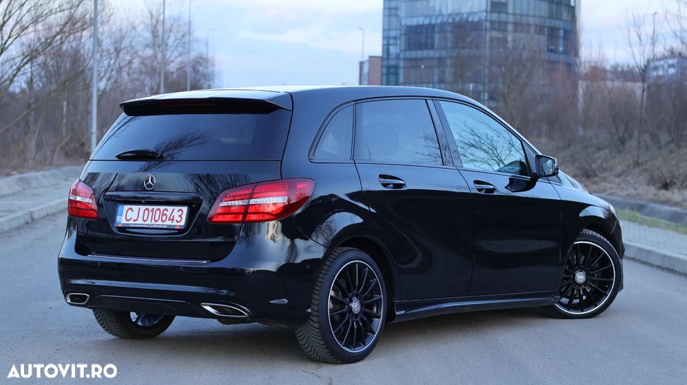 Mercedes-Benz B 200 d 4Matic 7G-DCT AMG Line - 4