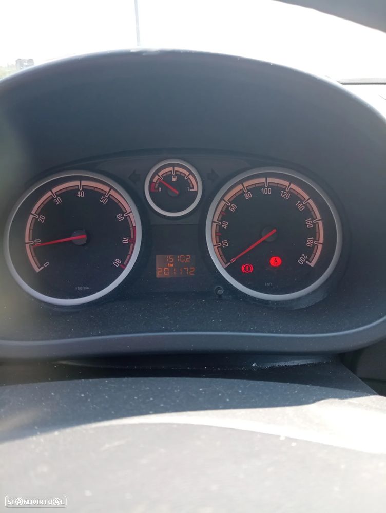 Opel Corsa 1.2 Enjoy - 11