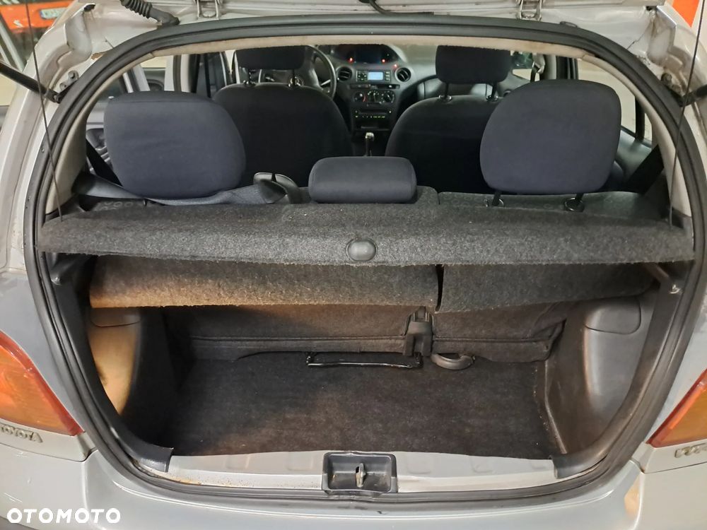 Toyota Yaris 1.3 Luna - 12