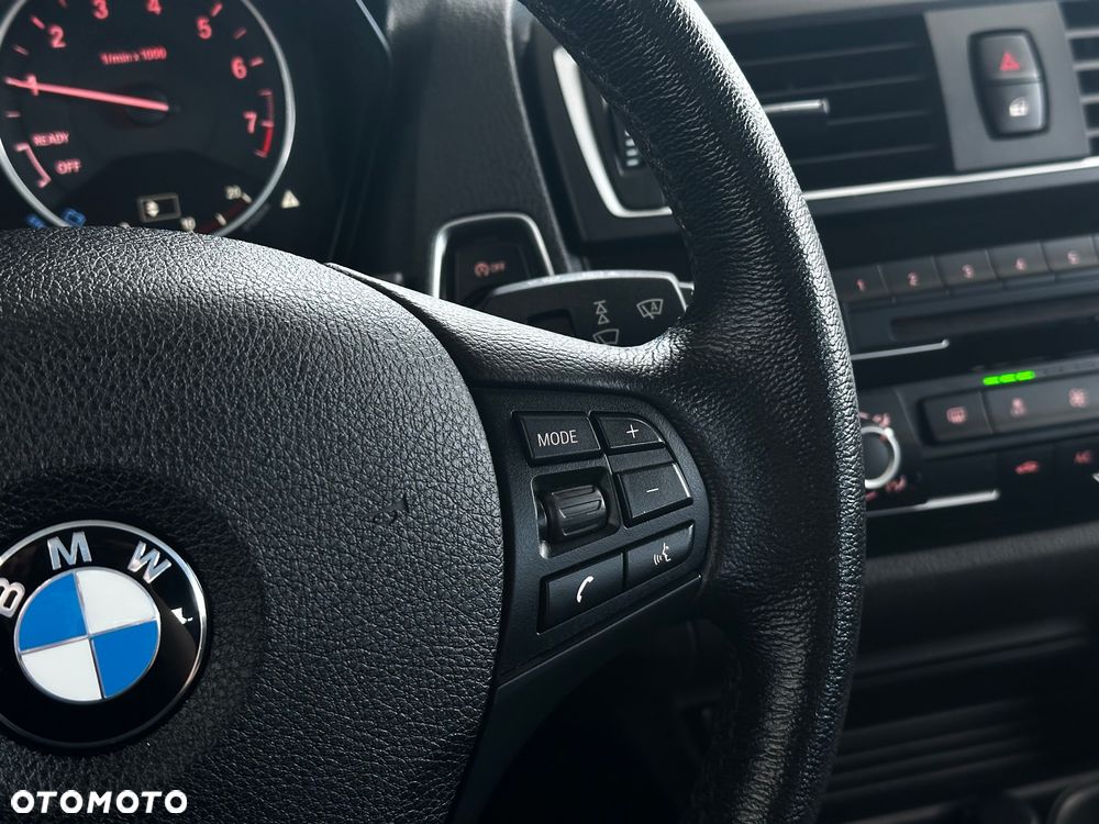 BMW Seria 1 118i - 24