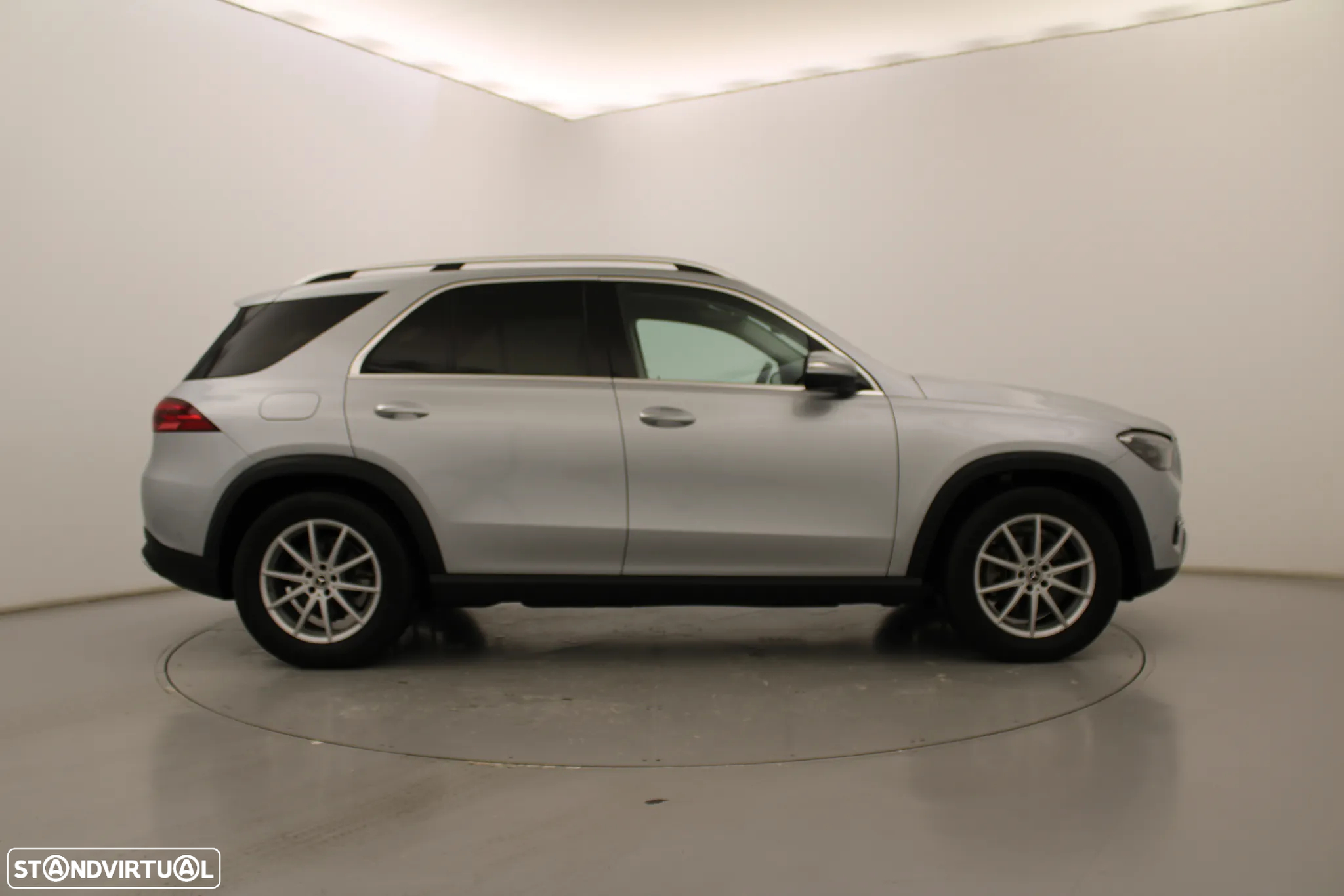 Mercedes-Benz GLE 300 d 4Matic - 4