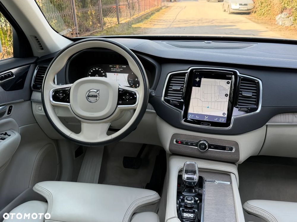 Volvo XC 90 D5 AWD Inscription - 8