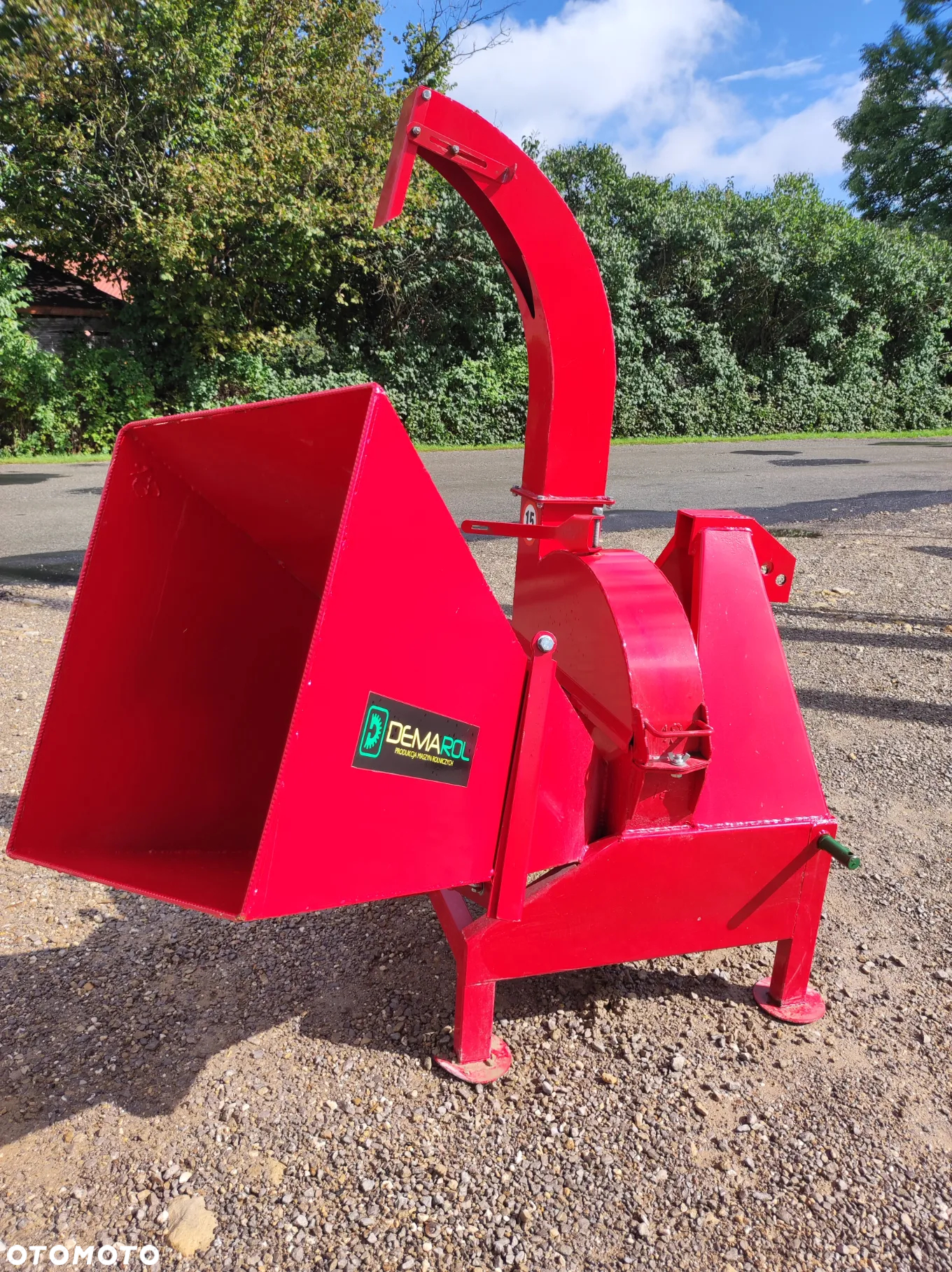 Rębak do gałęzi / drewna BĘBNOWY-półautomatyczny/TARCZOWY Demarol OD RĘKI z transportem - 8