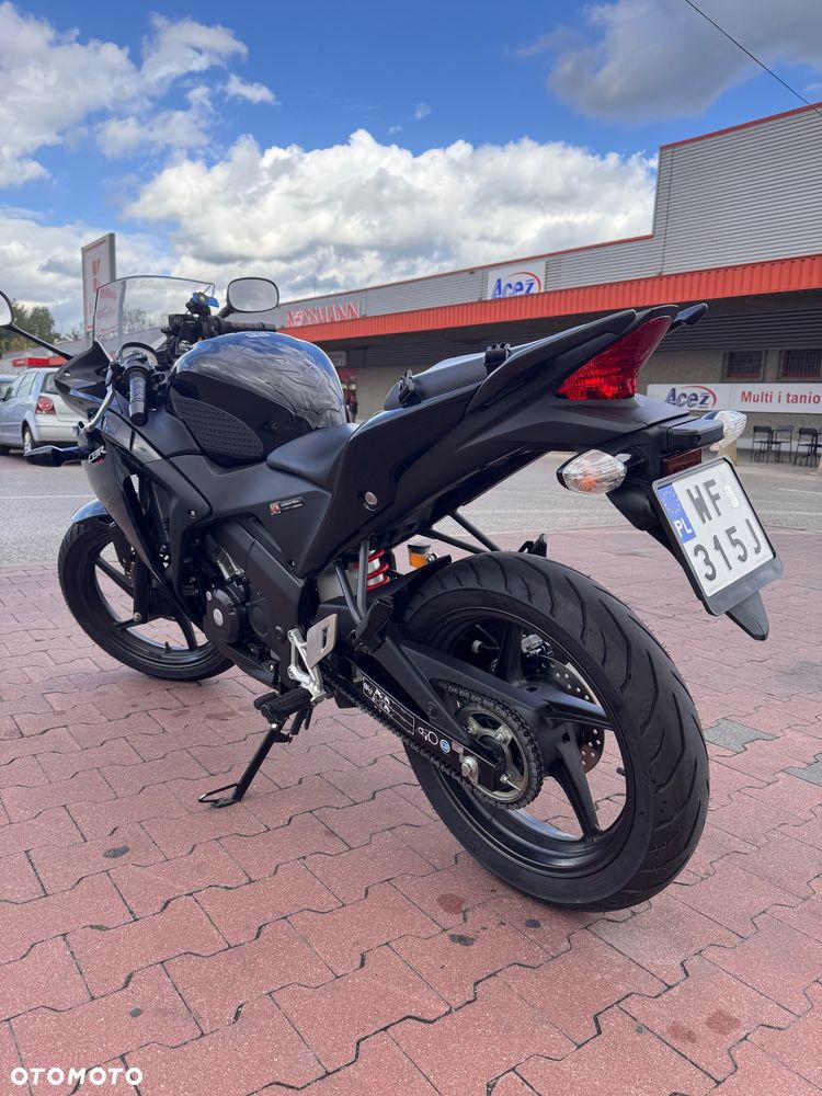 Honda CBR - 22
