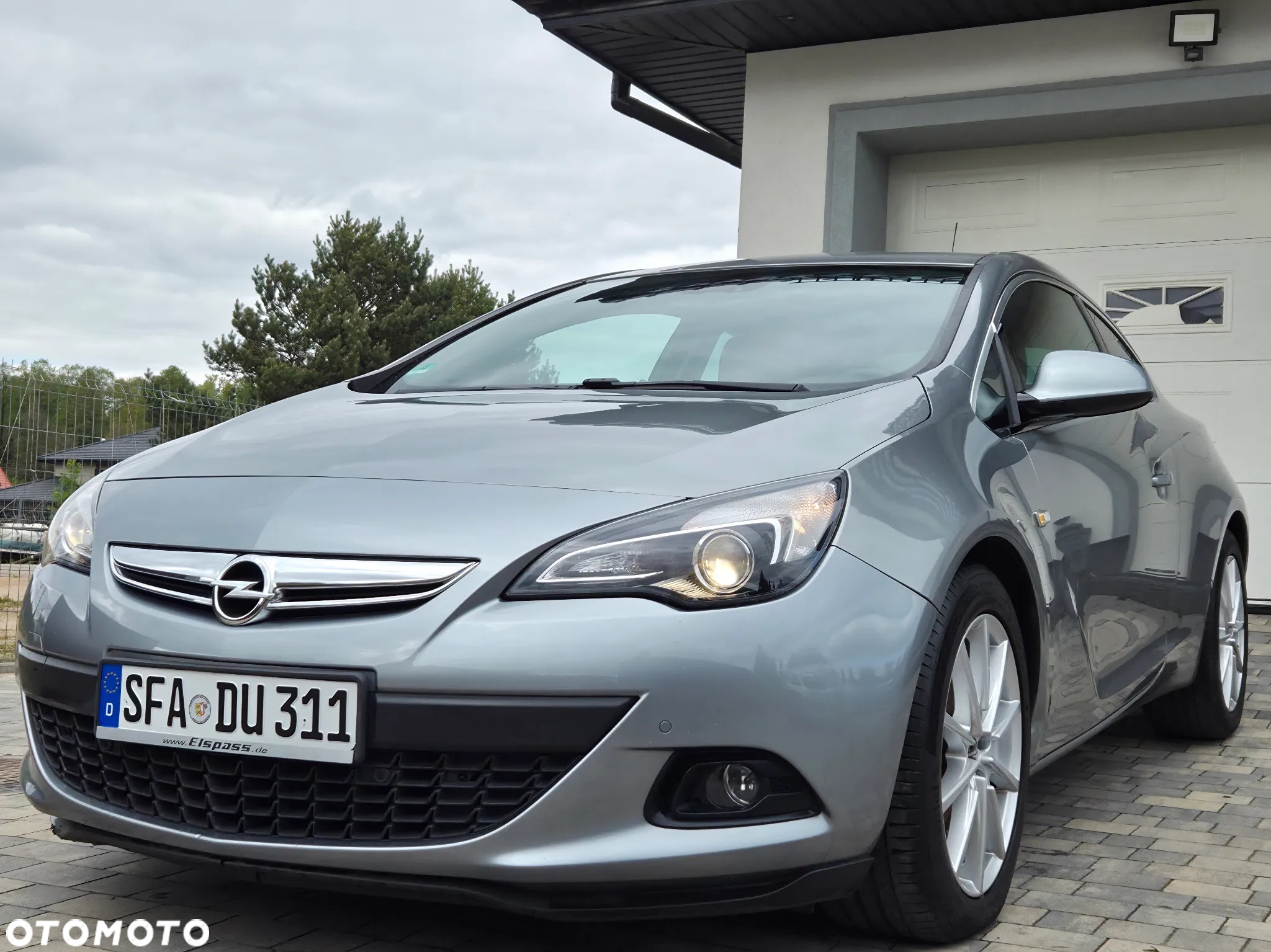 Opel Astra GTC 1.4 Turbo ecoFLEX Start/Stop - 26