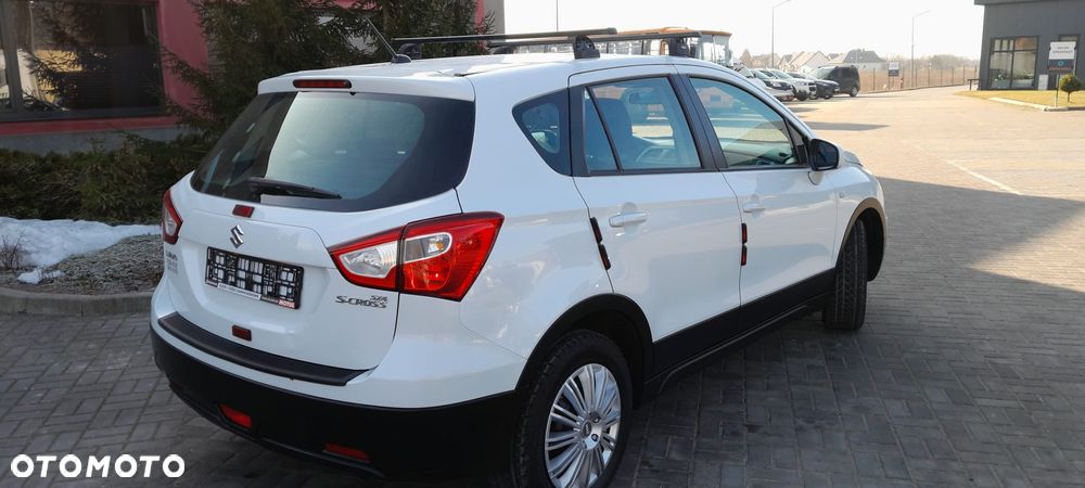 Suzuki SX4 S-Cross 1.6 Comfort - 11