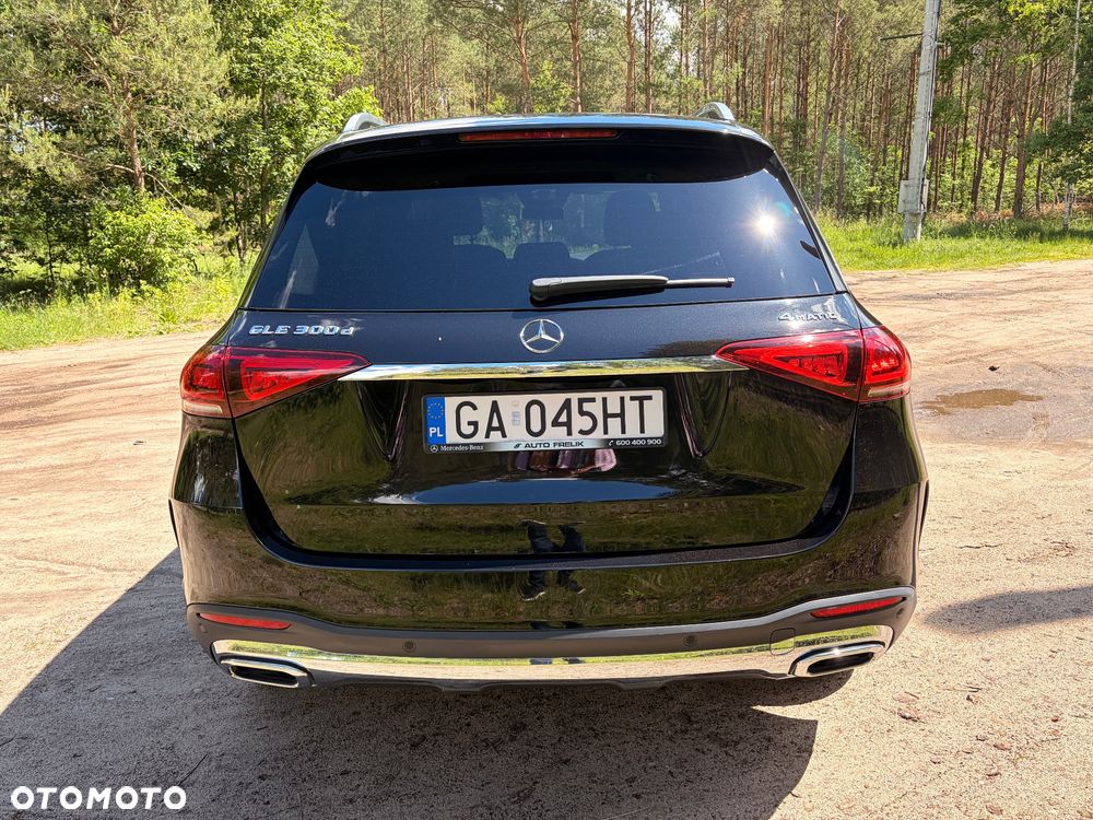 Mercedes-Benz GLE 300 d 4-Matic Premium - 10