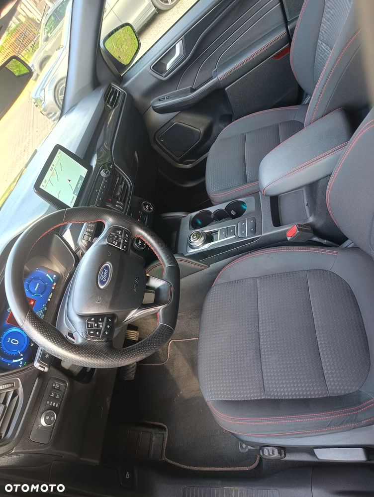 Ford Kuga - 14