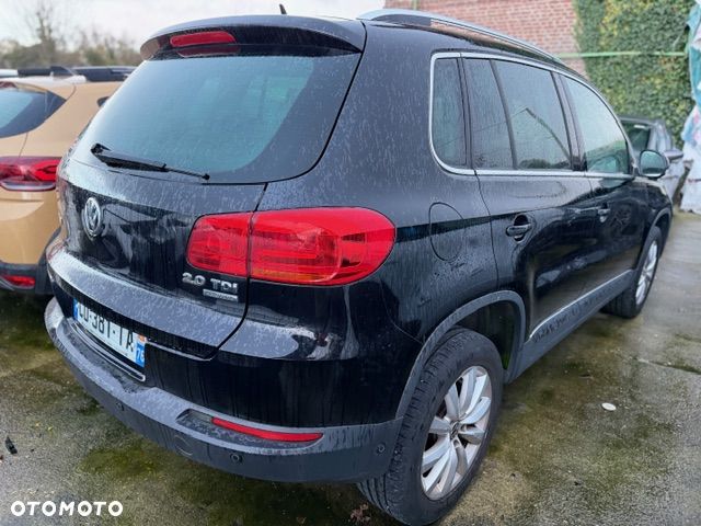 Volkswagen Tiguan 2.0 TDI DPF BlueMotion Technology Exclusive - 17