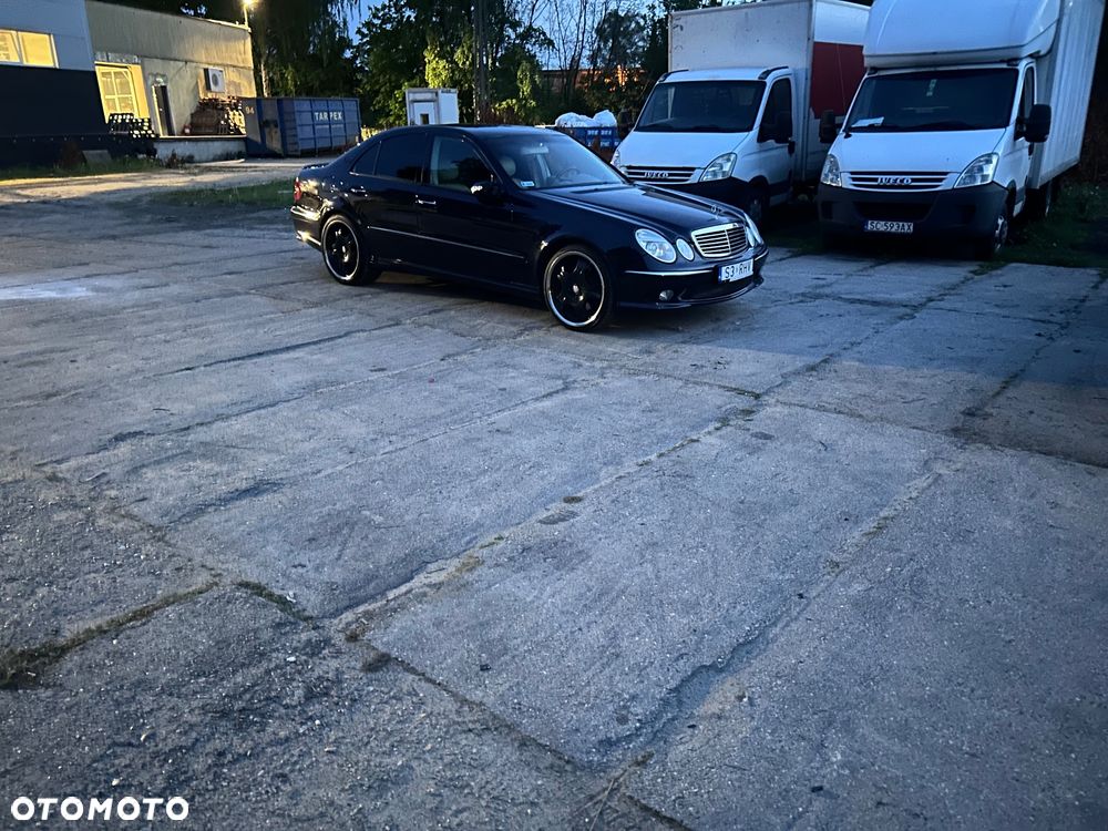 Mercedes-Benz Klasa E 500 T Elegance - 17