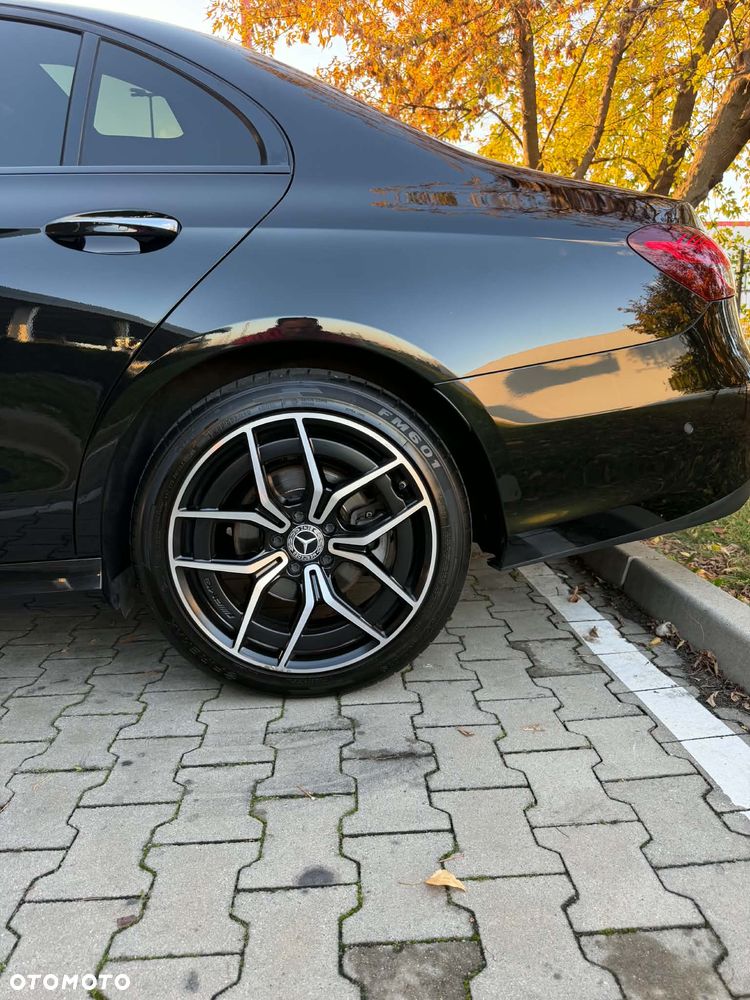 Mercedes-Benz Klasa E - 8