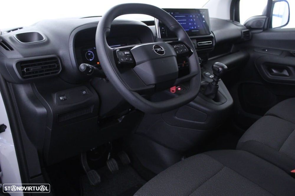 Opel combo Cargo L1H1 E15DT MT6 100cv 3Lug. / Cam. Traseira - 19