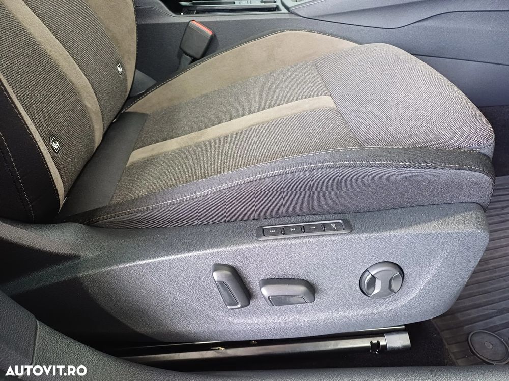 Skoda Octavia 2.0 TDI 4x4 DSG Scout - 28