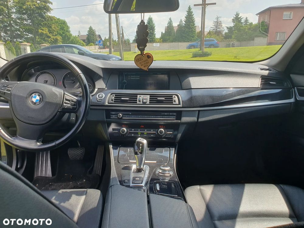BMW Seria 5 520d - 19
