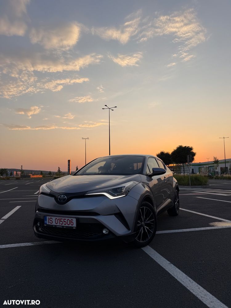 Toyota C-HR Lounge - 1