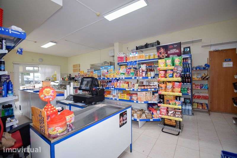 Loja/Mercearia para arrendamento em Alcabideche