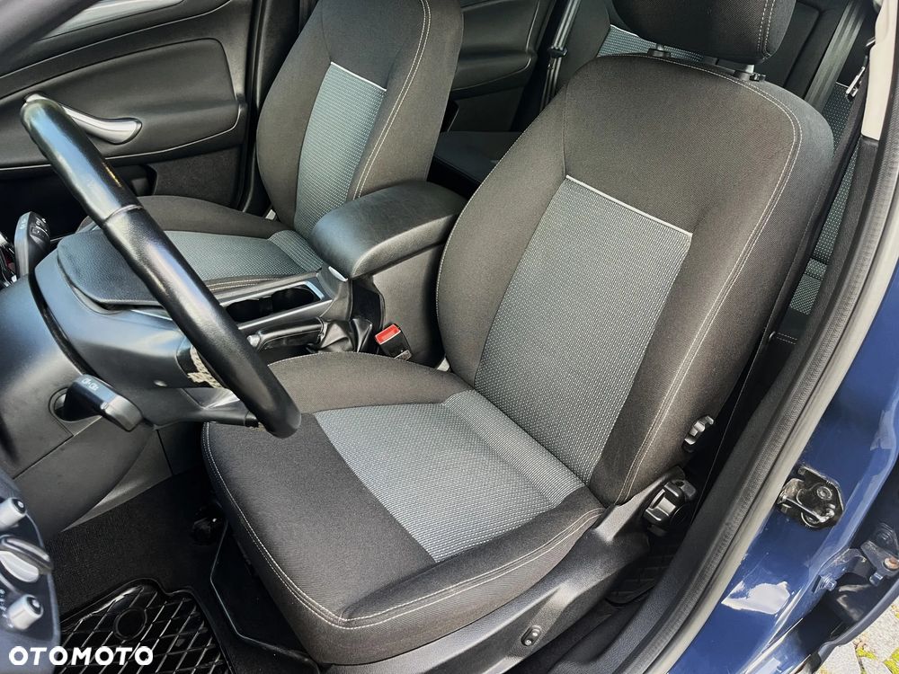 Ford Mondeo 2.0 Gold X Plus - 12
