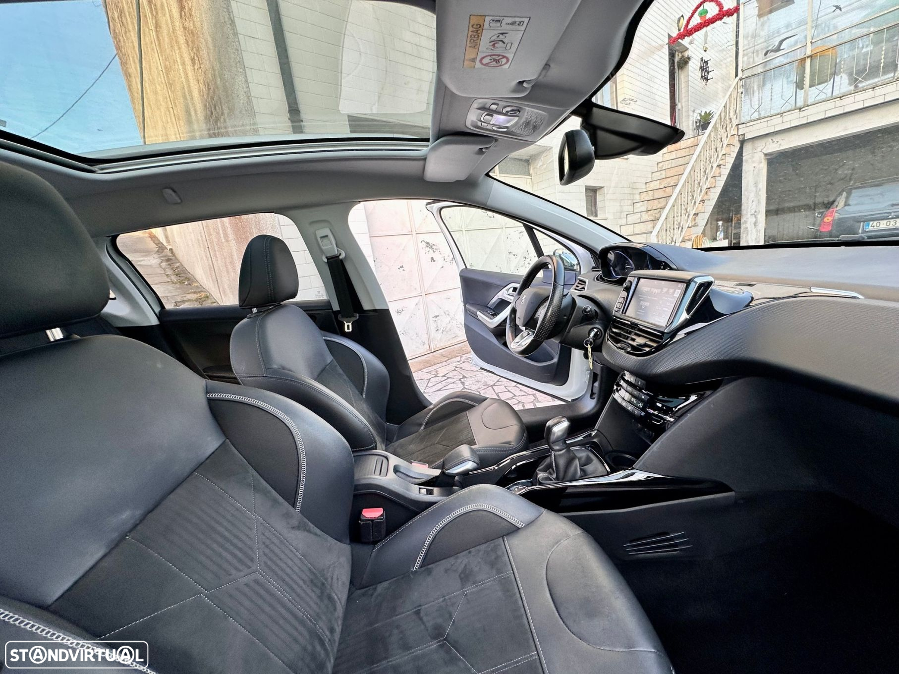 Peugeot 2008 1.2 PureTech Crossway - 14
