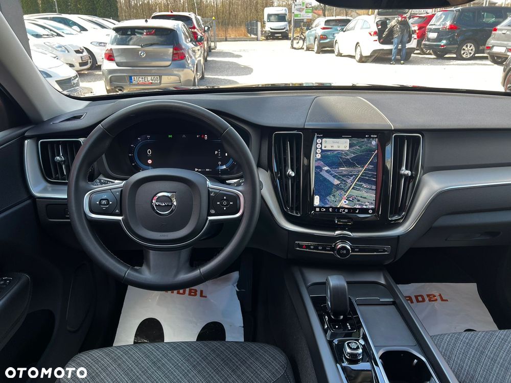 Volvo XC 60 B4 D Core - 32