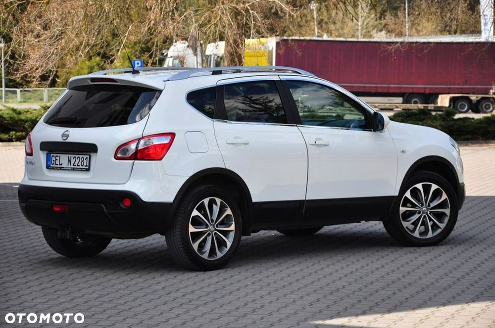 Nissan Qashqai - 11